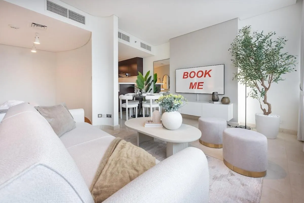 Charming Studio Apartment At Sky Gardens In Difc With Stunning Views Dubai