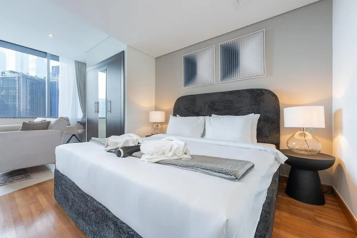 Charming Studio Apartment At Sky Gardens In Difc With Stunning Views Dubai